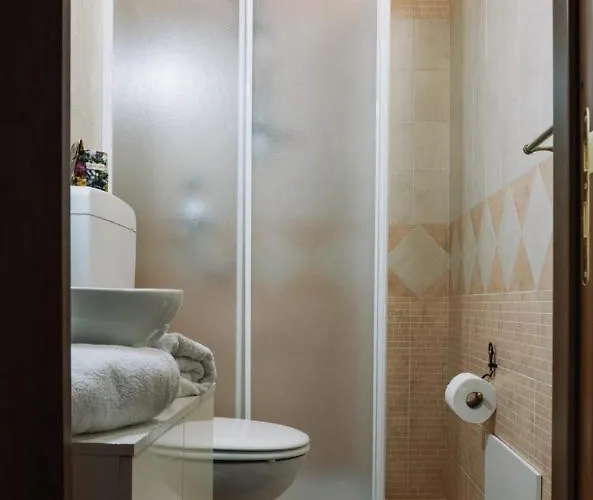 Palazzo Anthea 3* Лингуаглосса